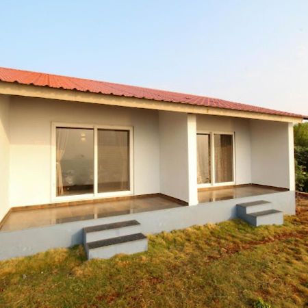 Sea King Beach Resort Ganpatipule Extérieur photo