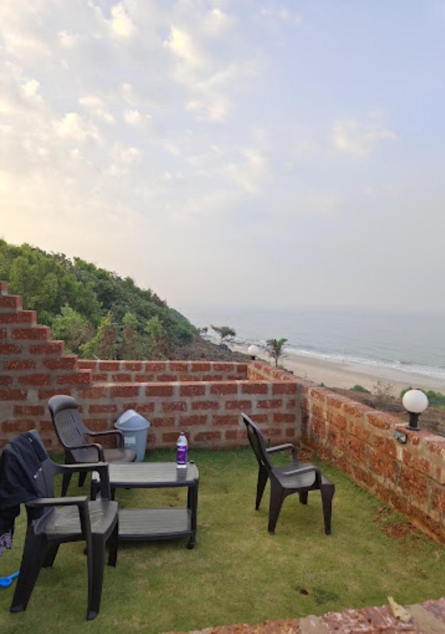Sea King Beach Resort Ganpatipule Extérieur photo