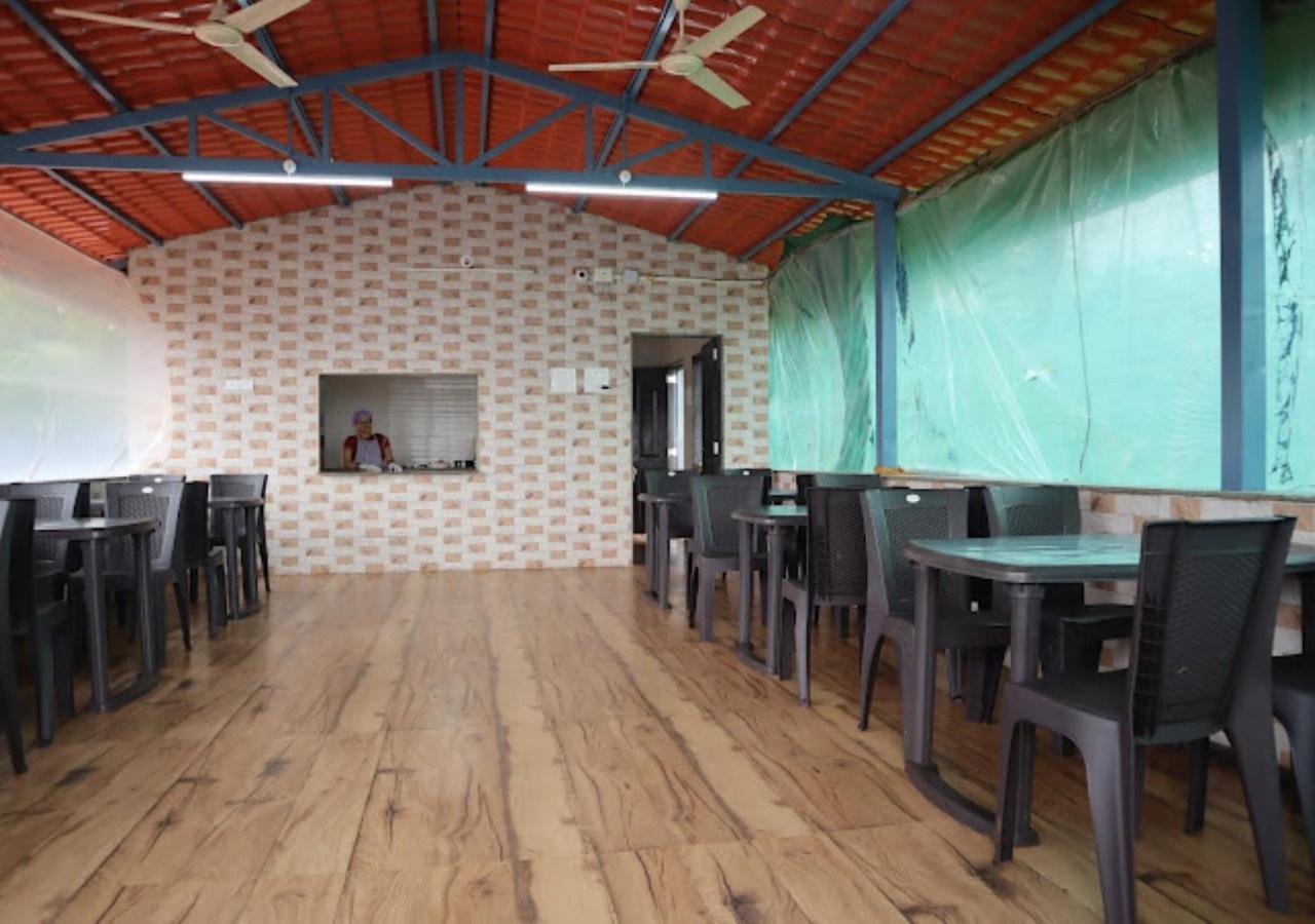 Sea King Beach Resort Ganpatipule Extérieur photo